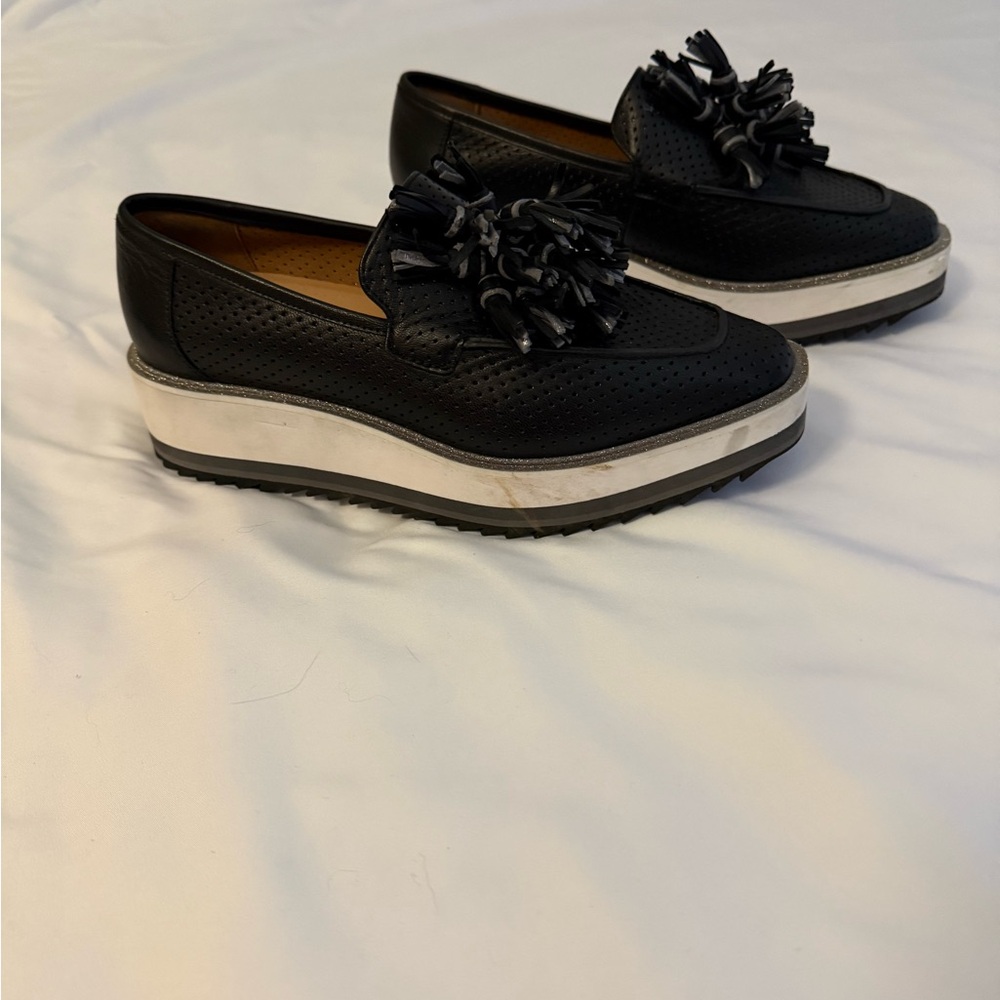 Johnston & Murphy Black Platform Loafers with Tassel